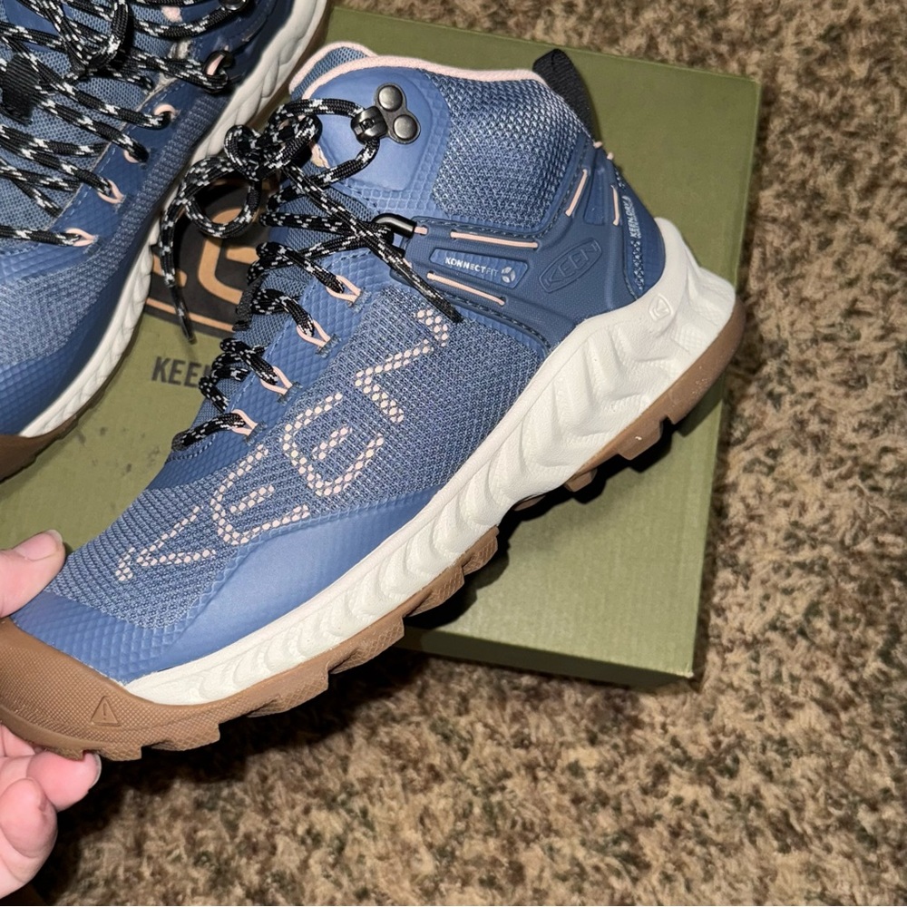 Keen Womesn NXIS Evo Mid Waterproof Size 7 Hiking Boots Indigo Harbor Gray NEW - Picture 5 of 9